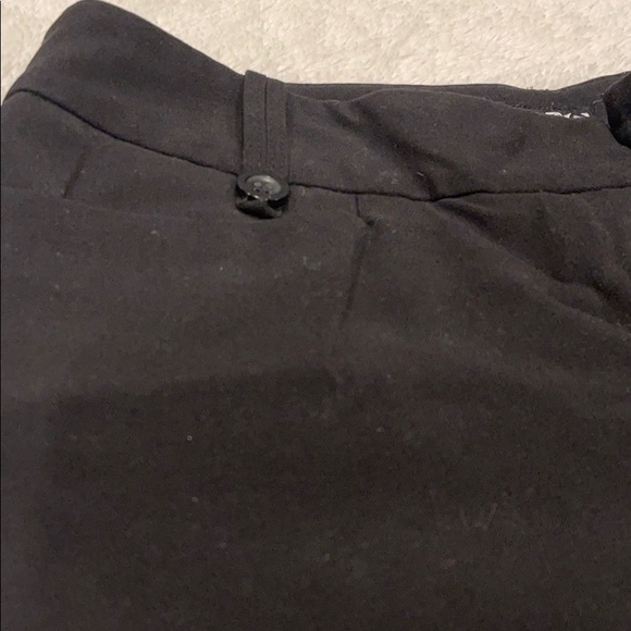 🪞 Capri Pants ❣️ - Picture 5 of 6